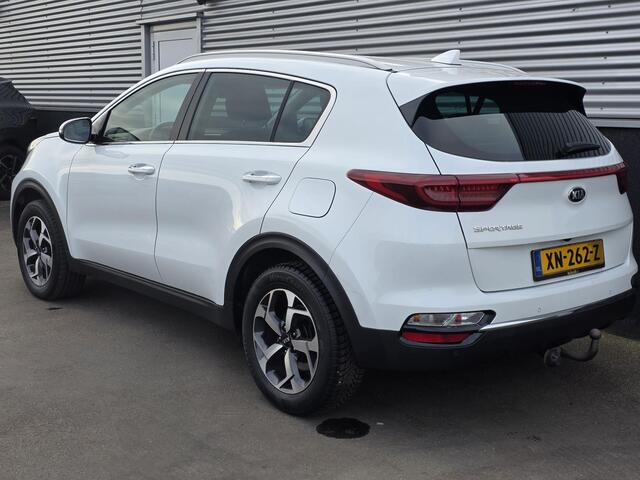 KIA SPORTAGE 1.6 GDI DynamicLine Trekhaak, Nieuw geleverd en dealeronderhouden, cruise control, navigatie Apple Carplay/Android Auto, parkeersensoren, afdaal assistent