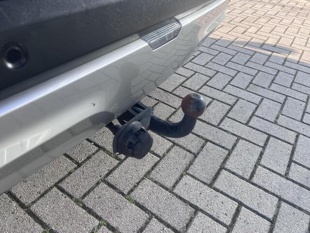 KIA SPORTAGE 1.6 T-GDi Hybrid DynamicLine Trekhaak|Dealer onderhouden!!