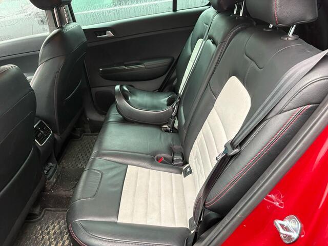 KIA SPORTAGE 1.6 GDI DynamicLine | Trekhaak | Camera