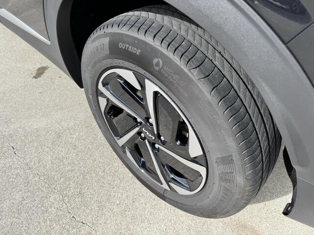 KIA SPORTAGE 1.6 T-GDi Hybrid DynamicLine NL-dealerauto | 24276km! | 230PK | Clima | Cruise | Camera |PDC | DAB+