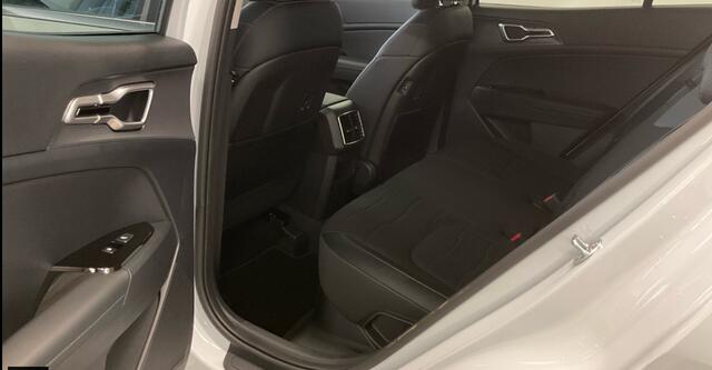 KIA SPORTAGE 1.6 T-GDi Hybrid Automaat Stoel+stuurverwarming/Electr stoel verstelling.