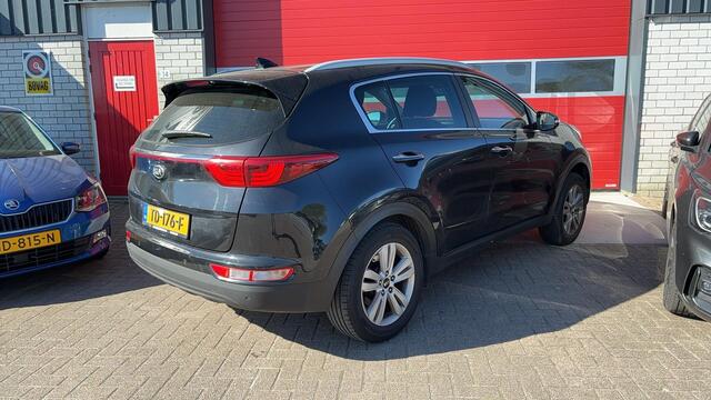 KIA SPORTAGE 1.6 GDI DynamicLine CARPLAY / CAMERA / NAVI / CLIMA / PDC / BLUETOOTH / CRUISE / NL-AUTO