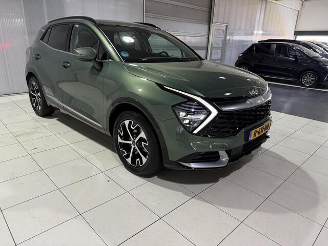 KIA SPORTAGE 1.6 T-GDi Hybrid DynamicPlusLine Trekhaak, Schuif kantel dak, Stoel en Stuur verwarming, Apple Carplay/Android Auto, Navigatie, Camera.