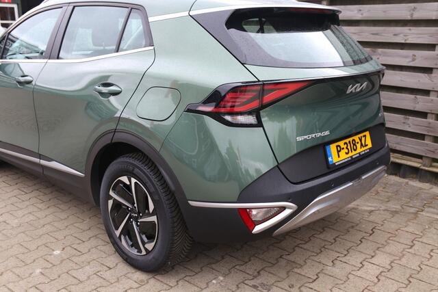 KIA SPORTAGE 1.6 T-GDi Hybrid DynamicLine / All Season / 1650 trekgewicht