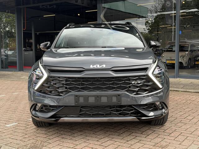 KIA SPORTAGE 1.6 T-GDi Plug-in Hybrid AWD DynamicPlusLine PANORAMADAK | CAMERA | ELEKTRISCH VERSTELBARE STOELEN | STOELVERWARMING | STUURVERWARMING | NAVIGATIE | ALCANTARA INTERIEUR | LED | DODEHOEK DETECTIE | APPLE CARPLAY / ANDROID AUTO | ADAPTIEVE CRUISECONTROL | A