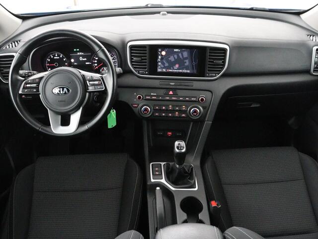 KIA SPORTAGE 1.6 GDI DynamicLine | Trekhaak | Carplay | Camera | Navigatie | Climate control | Parkeerhulp | Cruise control | Bluetooth | Getint glas | Origineel NL