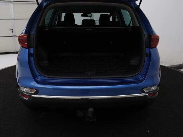 KIA SPORTAGE 1.6 GDI DynamicLine | Trekhaak | Carplay | Camera | Navigatie | Climate control | Parkeerhulp | Cruise control | Bluetooth | Getint glas | Origineel NL