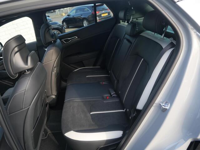 KIA SPORTAGE 1.6 T-GDi Hybrid GT-Line | Op Voorraad | Schuif/kantel | Panorama | Elektrische achterklep | Stoelverwarming | Navi | Clima | Camera | Carplay