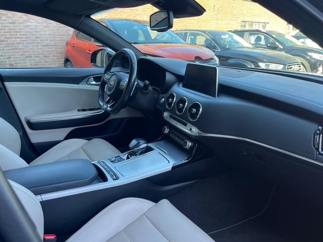 KIA Stinger 2.0 T-GDI GT-LINE 256PK AUTOMAAT / SCHUIFDAK / HARMAN KARDON / 360 CAMERA / AFN. TREKHAAK