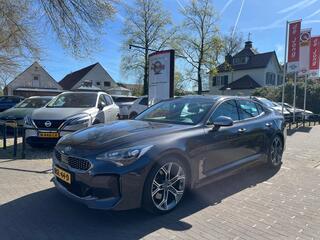 kia-stinger-2.0-t-gdi-gt-line-256pk