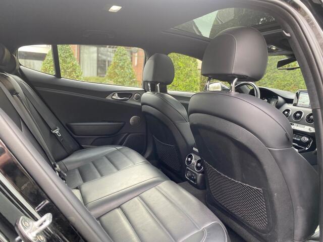 KIA Stinger 2.2 CRDI GT-LINE FULL OPTION Panodak LED Harman Kardon Head-up Carplay