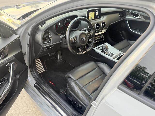 KIA Stinger 3.3 V6 T-GDI AWD GT 52450 km ! | Keurige auto !