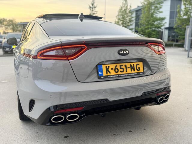 KIA Stinger 3.3 V6 T-GDI AWD GT 52450 km ! | Keurige auto !