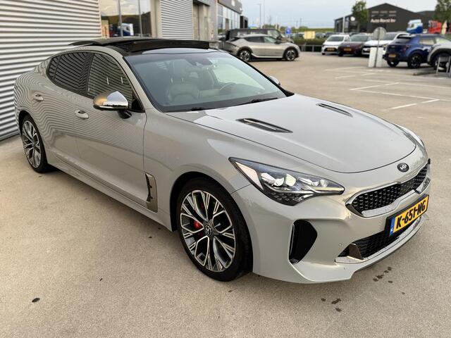 KIA Stinger 3.3 V6 T-GDI AWD GT 52450 km ! | Keurige auto !