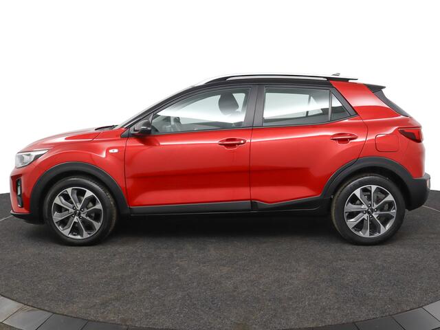 KIA Stonic 1.0 T-GDi DynamicLine - Airco - Cruise Control - Lichtmetalen Velgen - Navigatie - Fabrieksgarantie Tot 2026