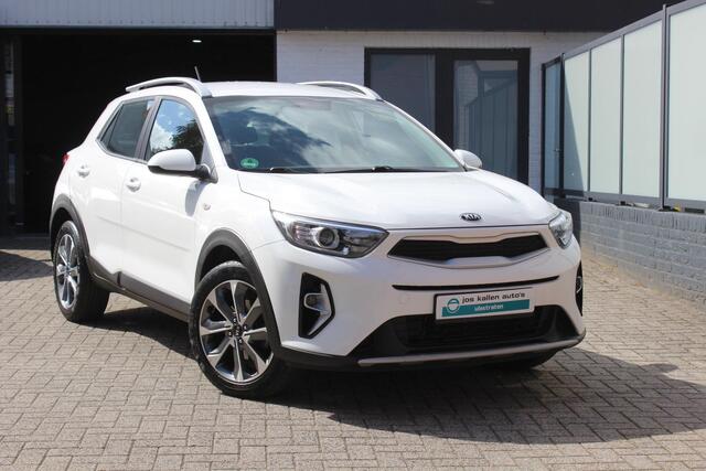 KIA Stonic 1.2 85pk 4 Cilinder, Cruise, Apple CarPlay, Navigatie, Parkeersensoren, 17"