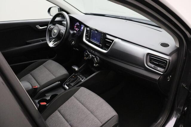 KIA Stonic 1.0 T-GDi DynamicLine 2019 NAP Navigatie | Airco | Cruise control | PDC | LED | Bluetooth | Lichtmetaal | Elektrische ramen + spiegels | Multifunctioneel stuurwiel