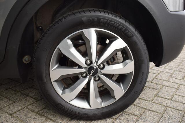 KIA Stonic 1.0 T-GDi MHEV DynamicPlusLine | Keyless | Stoelverwarming | Climate Control | Tot 10jr. Kia garantie |