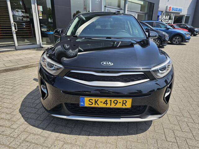 KIA Stonic 1.2 MPi ComfortPlusLine Navigator Navigatie | Camera | Sensoren Info Daan 0492-588964