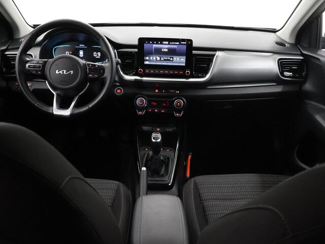 KIA Stonic 1.0 T-GDi MHEV DynamicPlusLine | Navigatie | Parkeercamera | Apple Carplay/Android Auto | Climate Control | Stoelverwarming |