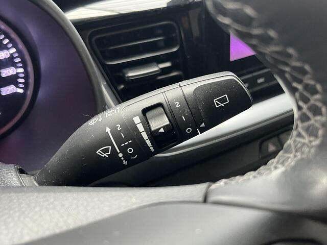 KIA Stonic 1.0 T-GDi MHEV DynamicPlusLine Kia Stonic 1.0 T-GDI MHEV DynamicPlusLine