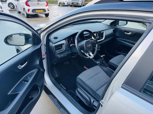 KIA Stonic 1.0 T-GDi DynamicLine NW geleverd & onderhouden | Trekhaak | Navi | Cruise | Airco | Automaat | Camera