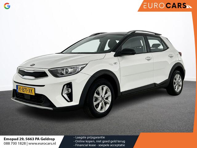 KIA Stonic 1.0 T-GDi 120pk MHEV DynamicLine Auto. Navigatie Apple Carplay/Android Auto Camera Parkeersensoren achter Cruise Control Lichtmetalen velgen Airco