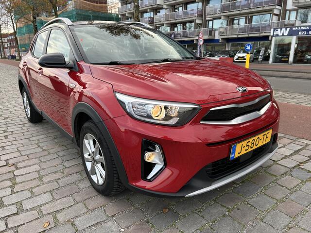 KIA Stonic 1.0 T-GDi MHEV DynamicLine navi/camera airco/ecc apk