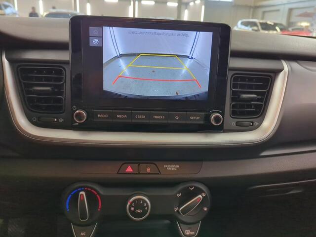 KIA Stonic 1.0 DynamicLine 1e Eigenaar | Dealer Onderh | NL-Auto | BTW | Camera | Ad Cruise | Carplay | Navigatie | DAB | Multimedia | PDC | Led | Start/Stop | Hill-Hold