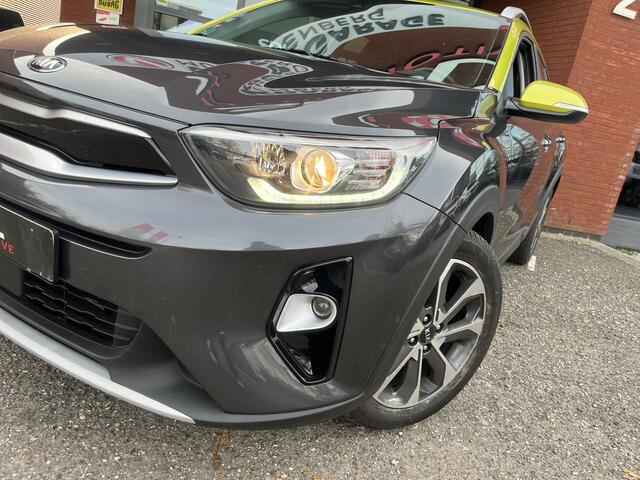 KIA Stonic 1.0 T-GDi ExecutiveLine // LED // KEYLESS // DODEHOEK // HALF LEDER // NAVI+CARPLAY // AFN. TREKHAAK // STOEL+STUURVERWARMING // CLIMA //