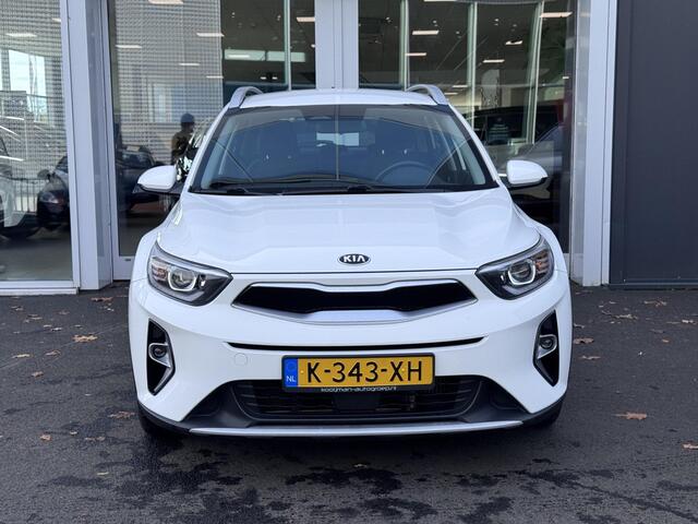KIA Stonic 1.0 T-GDi MHEV DynamicLine Navigatie | Apple Carplay / Android Auto | Cruise control | Airconditioning | LM Velgen