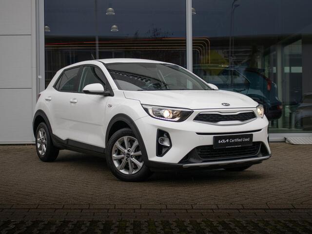 KIA Stonic 1.2 MPi ComfortPlusLine Navigator | Nederlandse dealer onderhouden auto | Navigatie | Achteruitrijcamera | Airco |