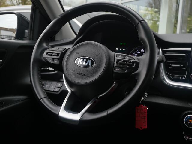 KIA Stonic 1.0 T-GDi MHEV DynamicLine | Cruise | Clima | Carplay | Camera | Navi |