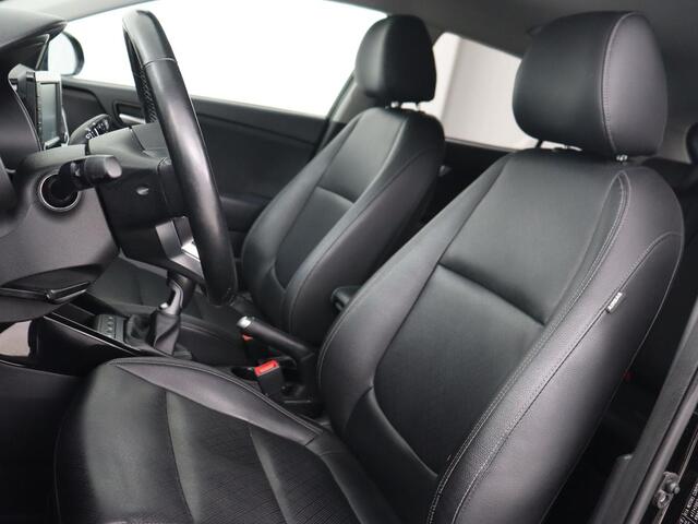 KIA Stonic 1.0 T-GDi ExecutiveLine | Leder | Stoel & stuurverwarming | Carplay | Camera | Keyless | Navigatie | Climate control | Cruise control