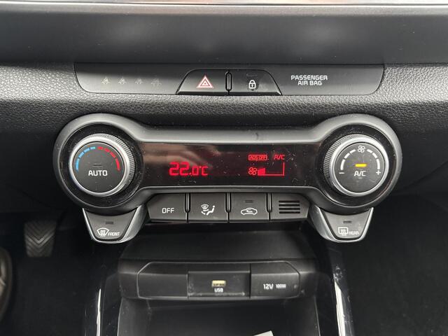 KIA Stonic 1.0 T-GDI MHEV DynamicLine | Trekhaak | All season banden | Apple Carplay/Andoid Auto | Cruise Control