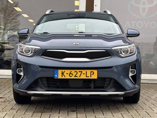 KIA Stonic 1.0 T-GDI MHEV DynamicLine | Trekhaak | All season banden | Apple Carplay/Andoid Auto | Cruise Control