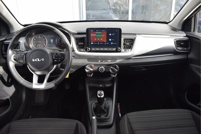 KIA Stonic 1.0 T-GDi MHEV DynamicLine | Camera | Trekhaak | NL-Auto | Apple Carplay/Android Auto