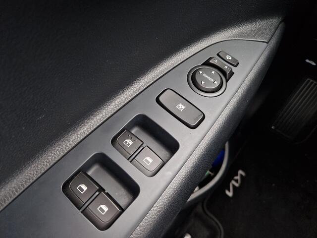 KIA Stonic 1.0 T-GDi MHEV DynamicPlusLine | Stoelverwarming | Key-Less | Regensensor | Clima | Navi |