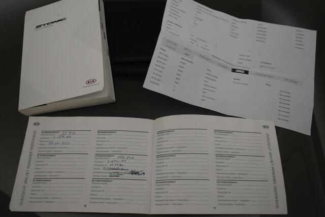 KIA Stonic 1.0 T-GDi MHEV DynamicLine Camera Cruise Lane Asist