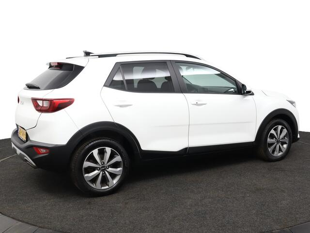 KIA Stonic 1.0 T-GDi MHEV DynamicPlusLine Apple Carplay/Android Auto - Cruise Control - Climate Control - Navigatie - Stoel/Stuur Verwarming - Fabrieksgarantie tot 10-2031