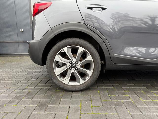 KIA Stonic 1.0 T-GDi DynamicPlusLine / CarPlay / Camera / Stoel- en Stuurverw.