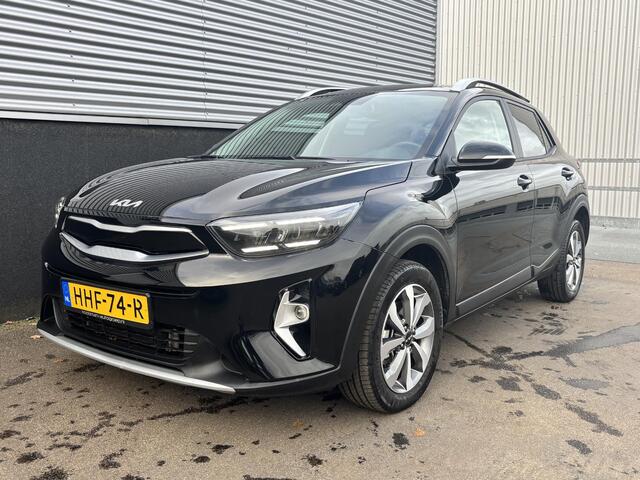 KIA Stonic 1.0 T-GDi MHEV DynamicPlusLine Navigatie, Stoel- & Stuurwiel verwarmd, Smart Key, Privacy glass, BTW-auto, 1e eign.