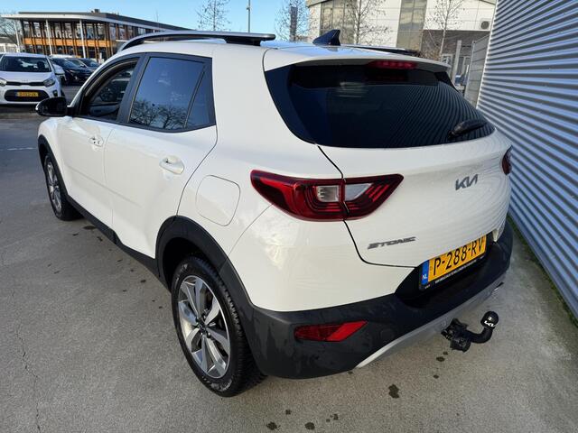 KIA Stonic 1.0 T-GDi MHEV DynamicPlusLine Trekhaak | All season banden | Privacyglass | Keyless | Clima | Navi