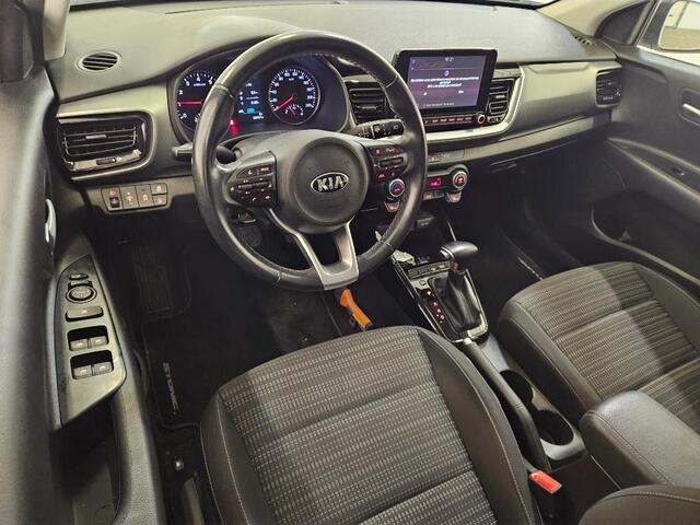 KIA Stonic 1.0 T-GDI MHEV DYNAMICPLUSLINE AUTOMAAT CARPLAY/LED/1e EIG/NL-AUTO