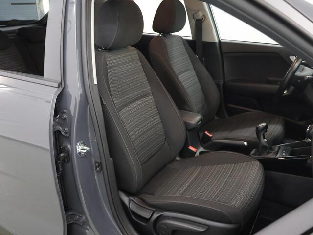 KIA Stonic 1.0 T-GDi MHEV DynamicPlusLine | Keyless | Navigatie | Parkeercamera | Apple Carplay/Android Auto | Climate Control |