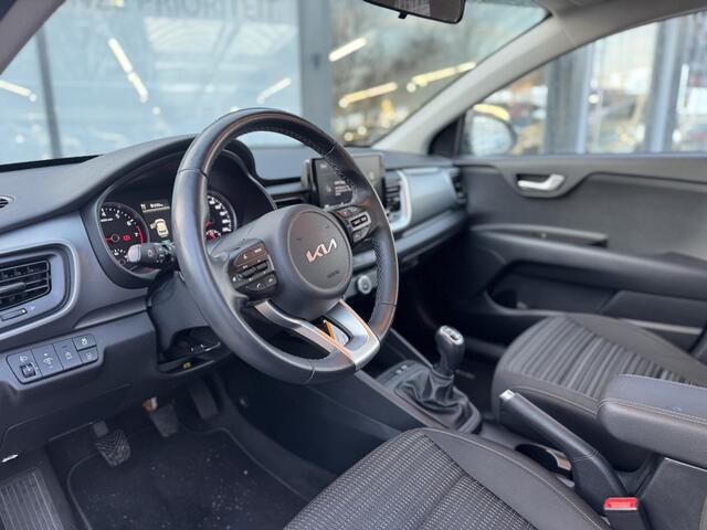 KIA Stonic 1.0 T-GDi MHEV DynamicLine | Camera | Carplay