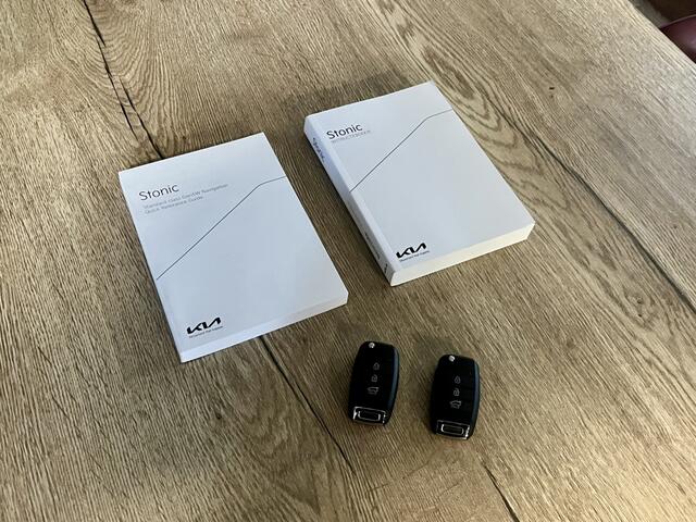 KIA Stonic 1.0 T-GDi MHEV Dynamic Plusline Navigatie Camera