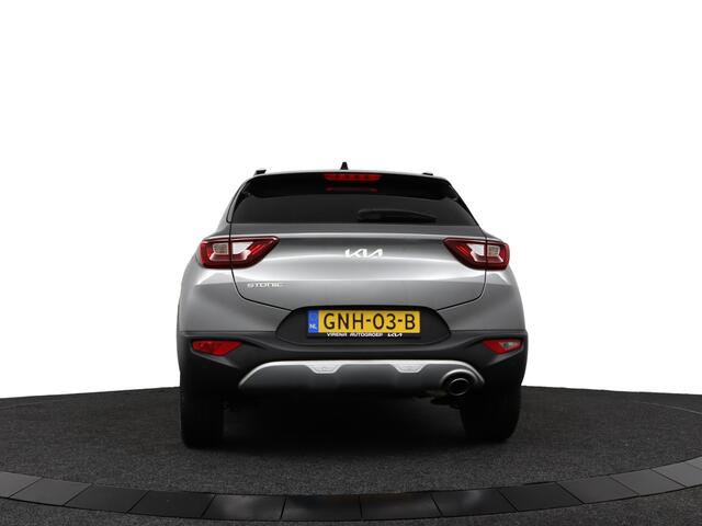 KIA Stonic 1.0 T-GDi MHEV DynamicPlusLine Apple Carplay/Android Auto - Cruise Control - Climate Control - Navigatie - Stuur/Stoel Verwarming - - Fabrieksgarantie tot 10-2031