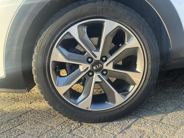 KIA Stonic 1.0 T-GDi ComfortPlusLine Navigator I INCL. ¤ 850,00 AFL.KOSTEN + BOVAG GARANTIE