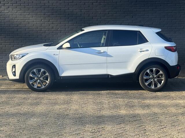 KIA Stonic 1.0 T-GDi ComfortPlusLine Navigator I INCL. ¤ 850,00 AFL.KOSTEN + BOVAG GARANTIE